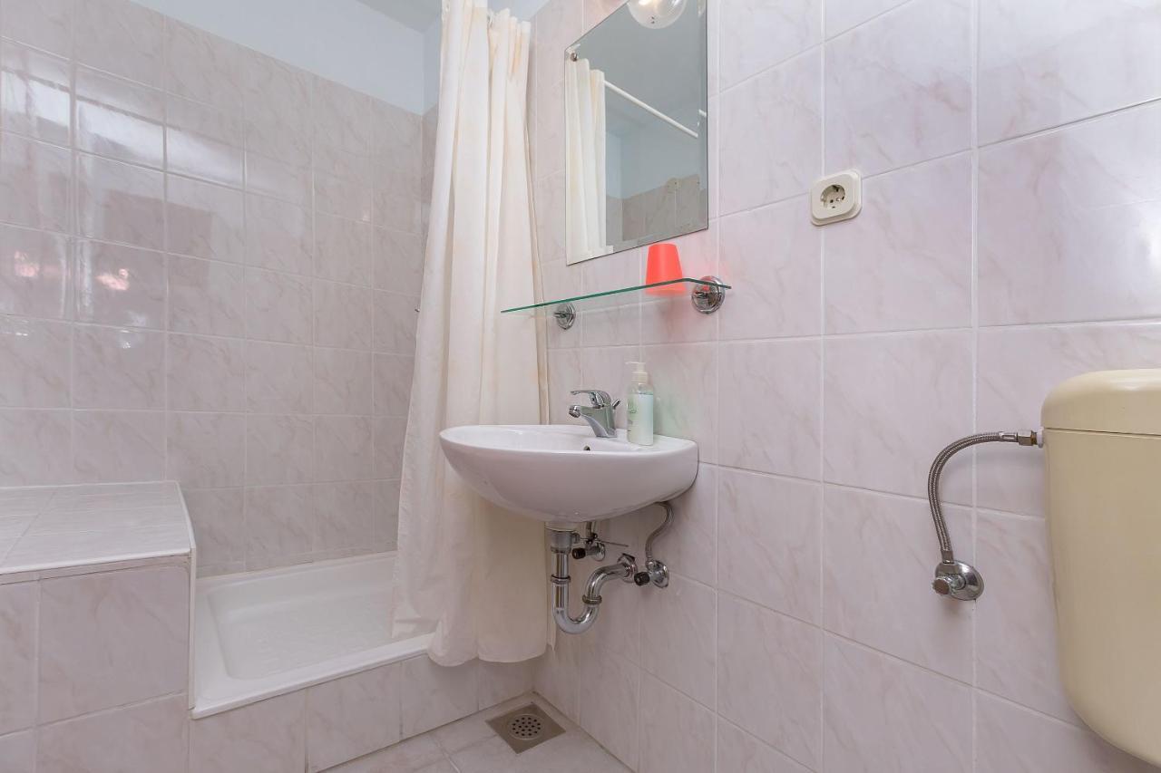Apartments Ksenia Локва-Рогозница Экстерьер фото